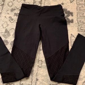 Black workout leggings